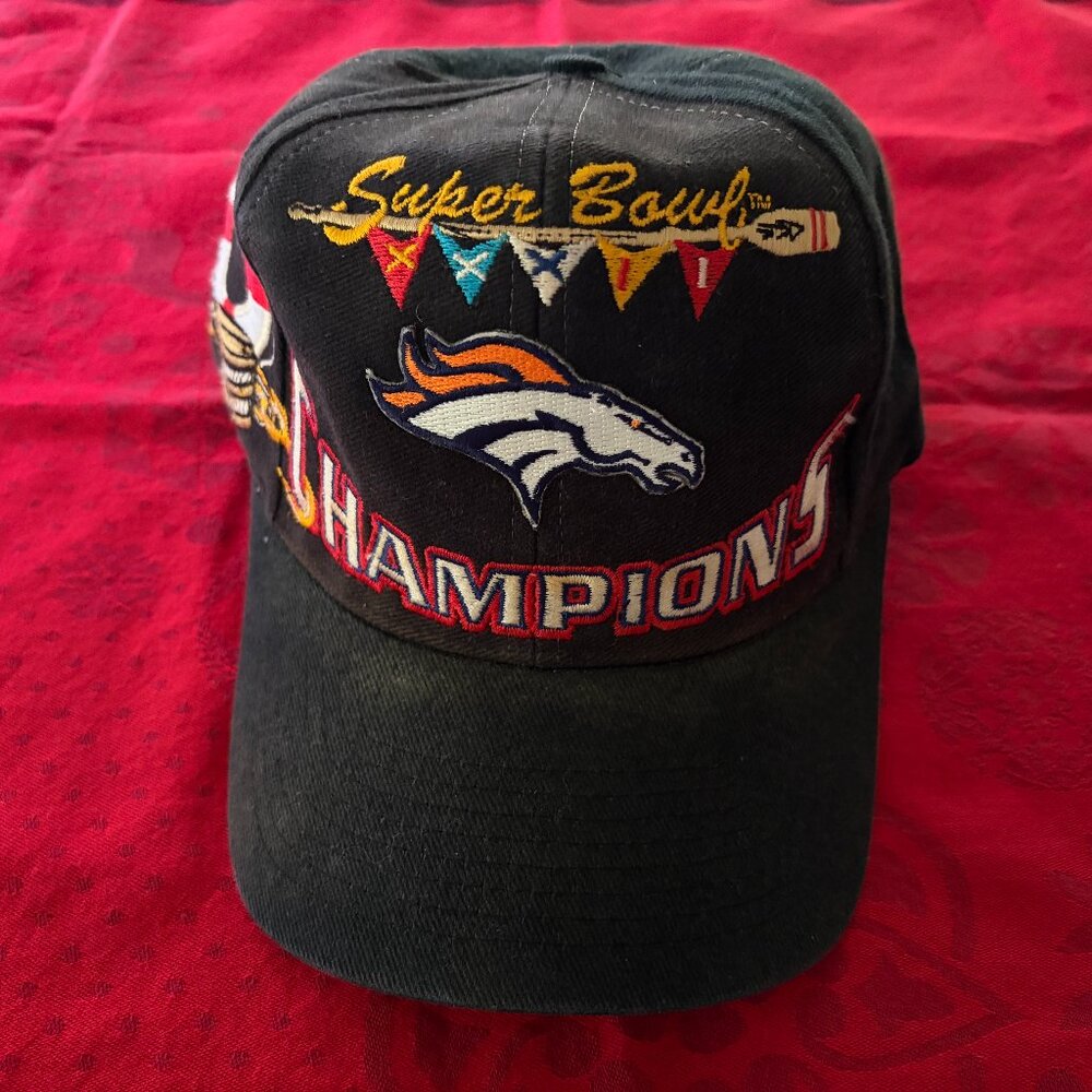 DENVER BRONCOS XXXII SUPER BOWL HAT FROM SAN DIEGO